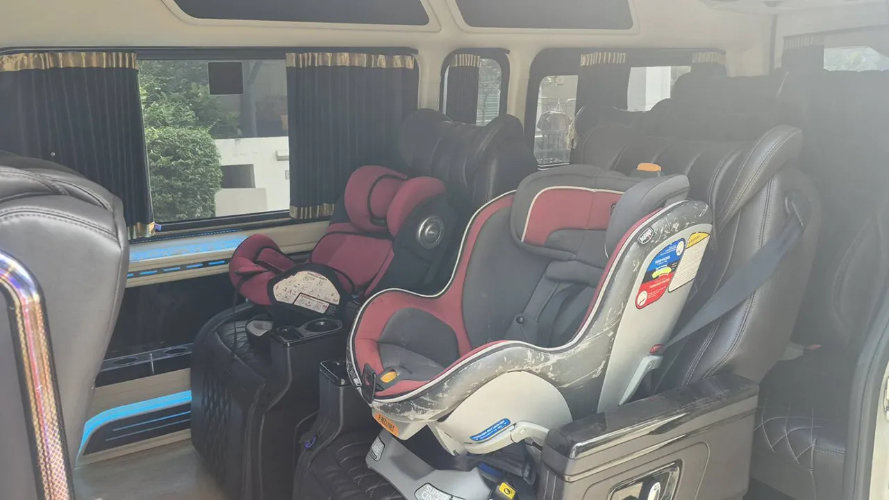 Child car seat service for family airport transfer Bangkok